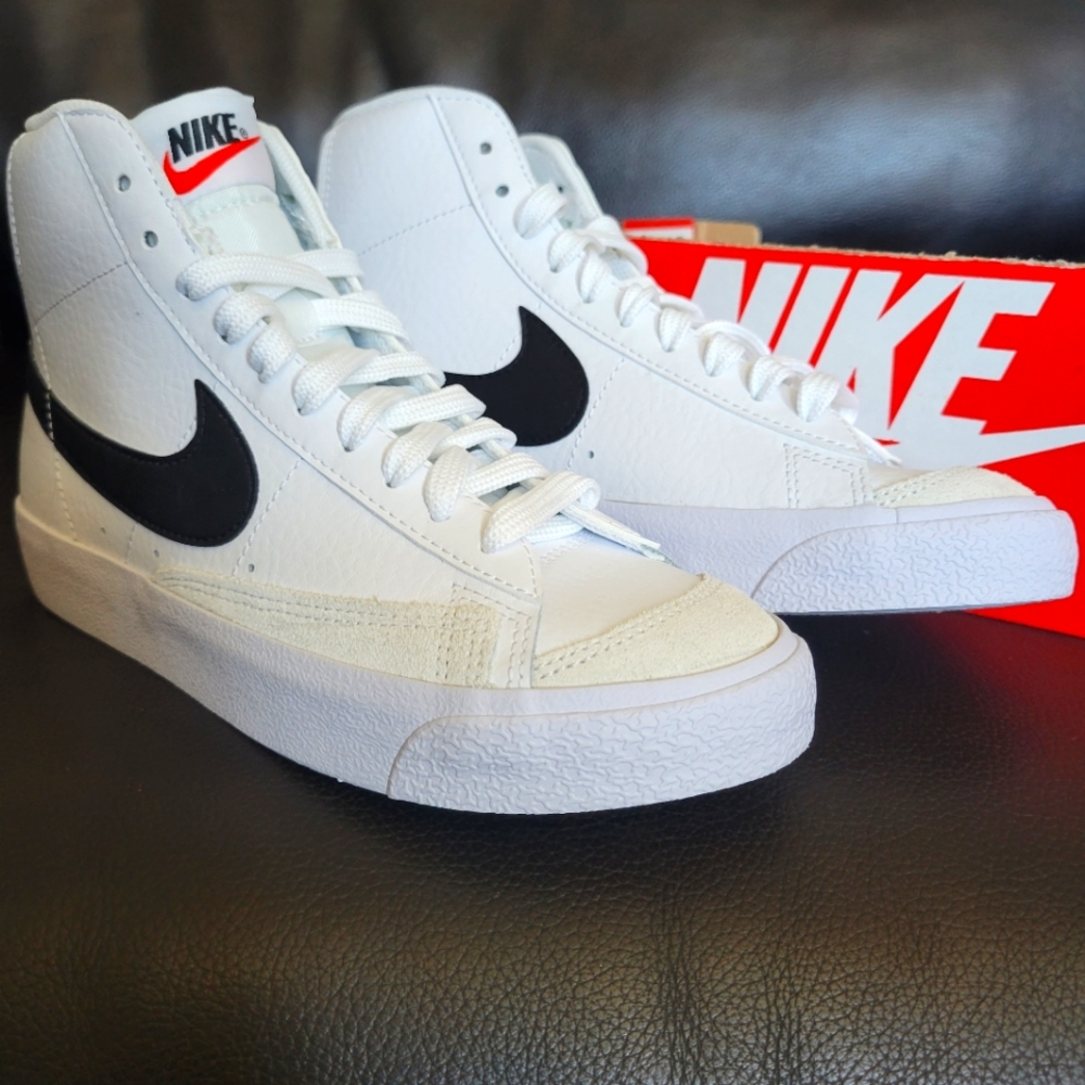 Nike Blazer MID 77